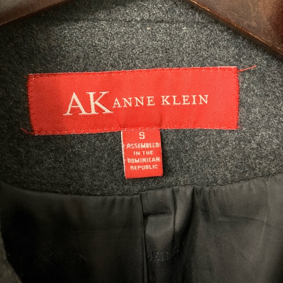 Ladies gray wool coat - Picture 4 of 5